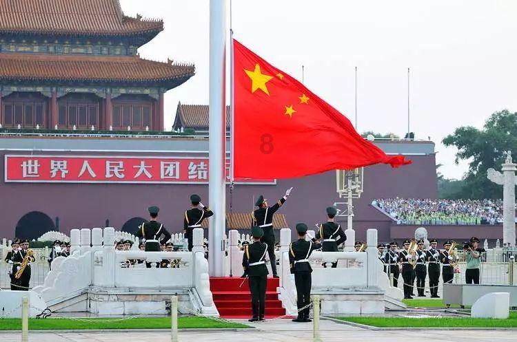 拯救被困的消防员